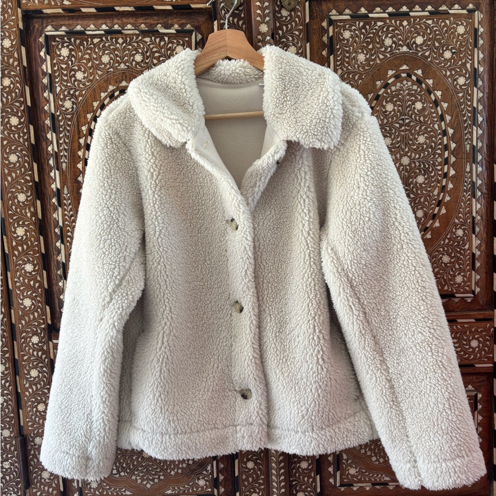 Women's Uniqlo Fleece Sherpa Jacket